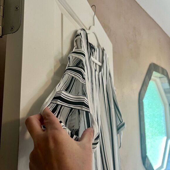 IZ Byer Striped Cold Shoulder Blouse Large - Picture 3 of 13